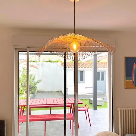 Maison Spacieuse Au Calme Avec Jardin - 3 Confortables Les Sables-dʼOlonne